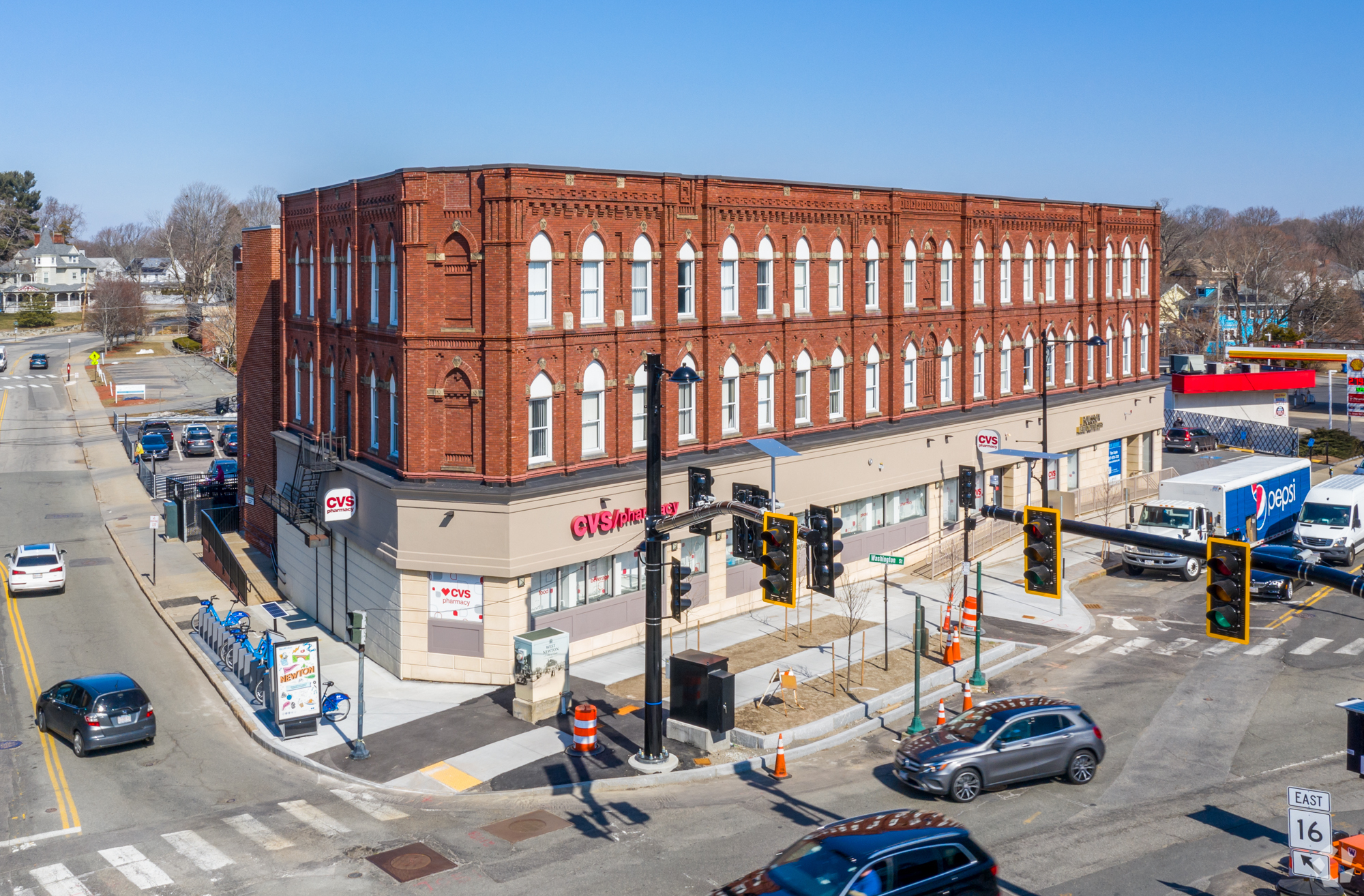 989-1001 Watertown St, Newton, MA for lease Building Photo- Image 1 of 7