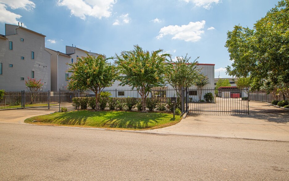 5317 Inker St, Houston, TX for sale - Building Photo - Image 1 of 16