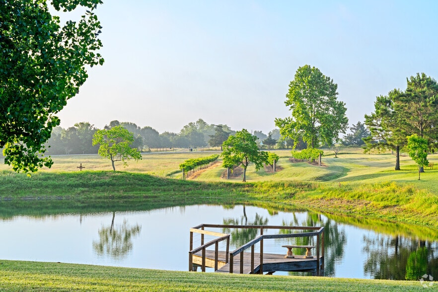 5025 Wickel Road, Burton, TX for sale - Building Photo - Image 1 of 1