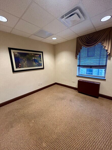 897 Delaware Ave, Buffalo, NY for lease - Building Photo - Image 2 of 44