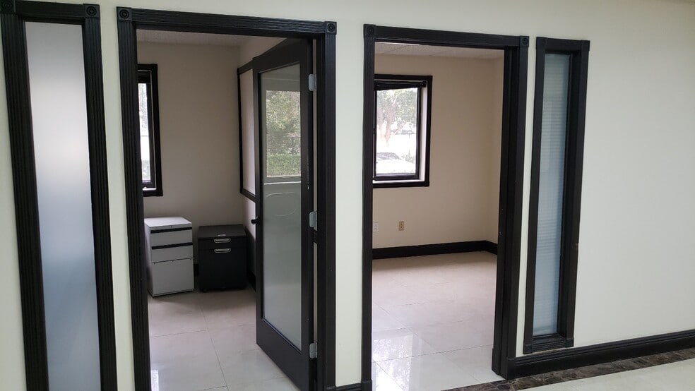 18140-18142 SW Franjo Rd, Miami, FL for lease - Building Photo - Image 2 of 18