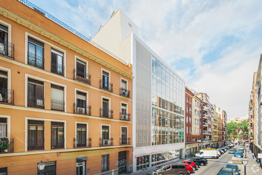 Calle Vizcaya, 12, Madrid, Madrid for lease - Primary Photo - Image 2 of 22