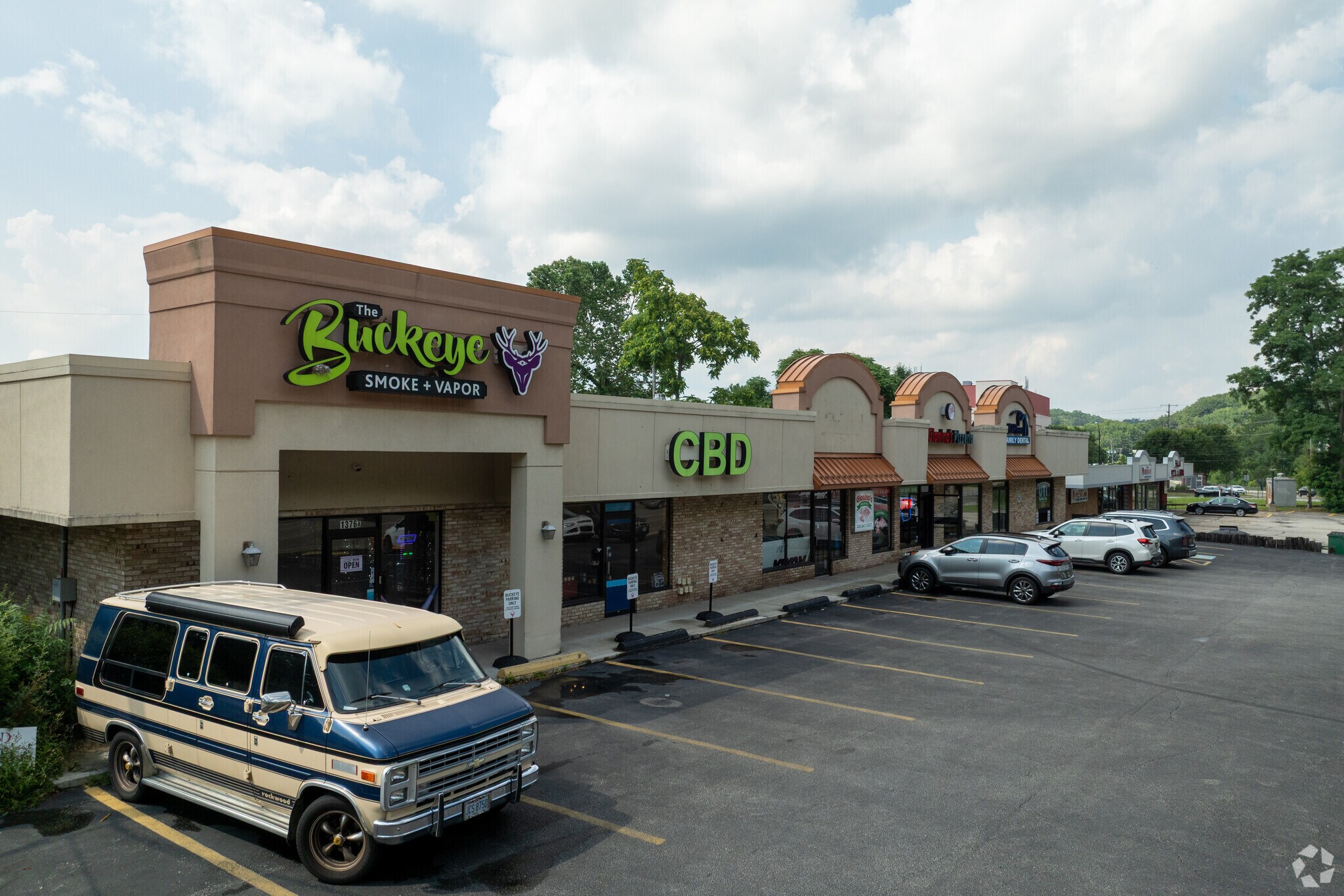 1376 N Portage Path, Akron, OH for sale Primary Photo- Image 1 of 1