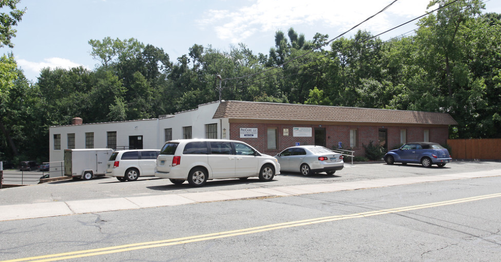 73 Summit St, Manchester, CT for lease Building Photo- Image 1 of 18