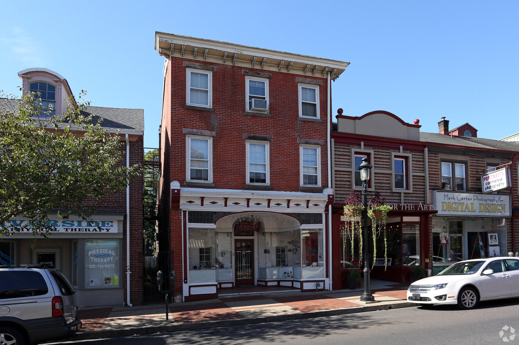 304 Mill St, Bristol, PA for sale Primary Photo- Image 1 of 1