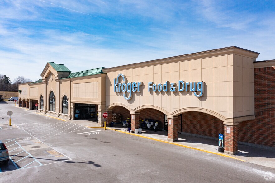 8421 Winton Rd, Cincinnati, OH 45231