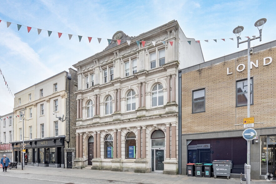 36 Dunraven Pl, Bridgend for lease - Building Photo - Image 2 of 2