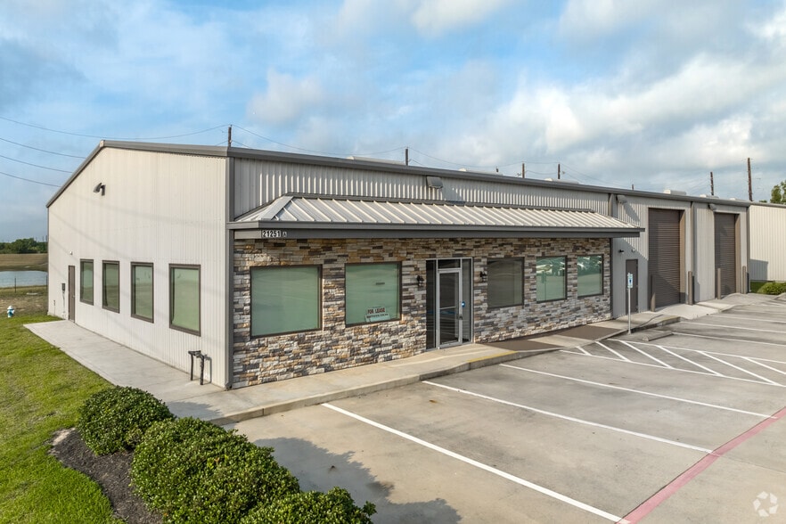 21251 FM 529 Rd, Cypress, TX for lease - Building Photo - Image 1 of 5