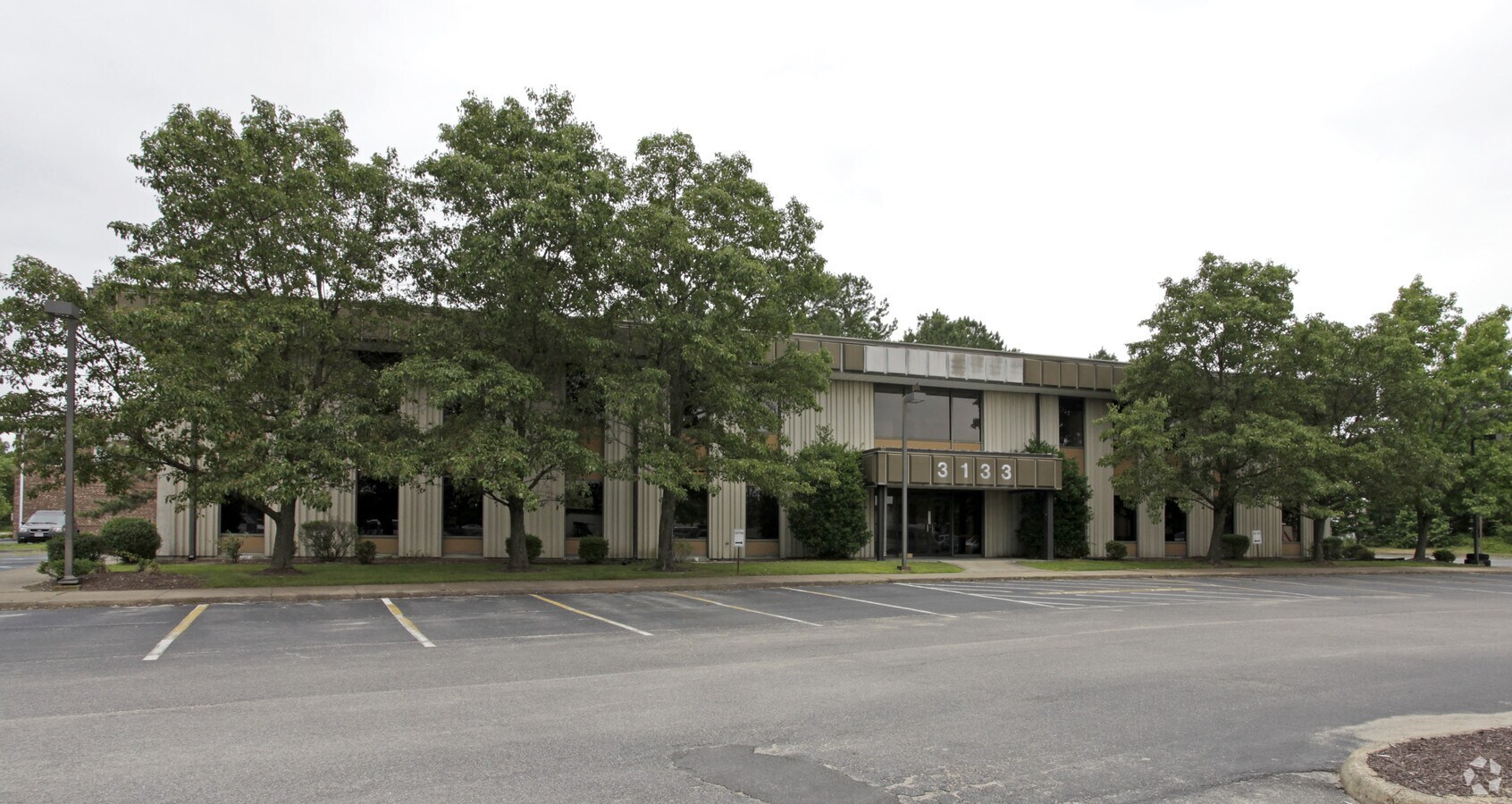 3133 Magic Hollow Blvd, Virginia Beach, VA 23453