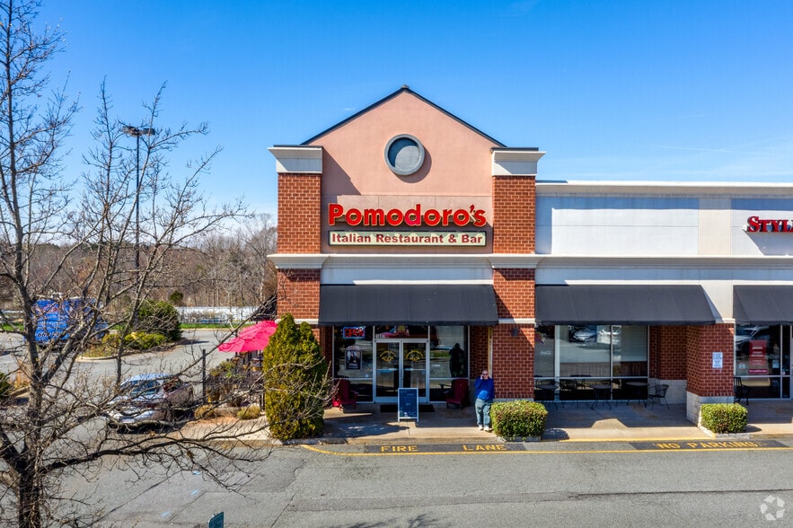 168 Norman Station Blvd, Mooresville, NC for lease - Building Photo - Image 3 of 17