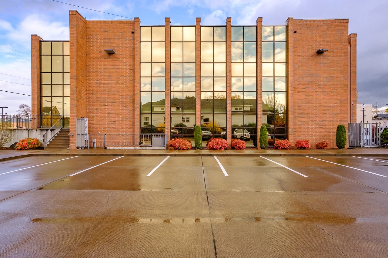 220 6th Ave SW, Albany, OR for sale Building Photo- Image 1 of 1