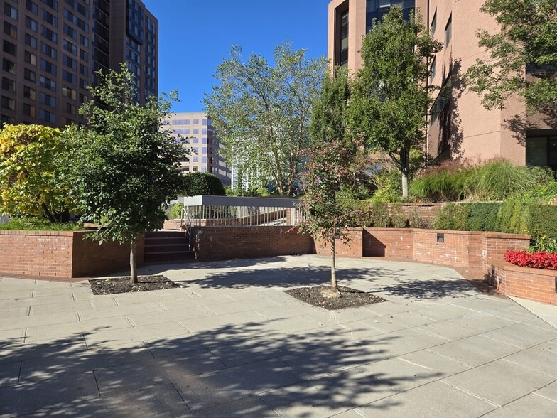 34 S Lexington Ave, White Plains, NY for lease - Building Photo - Image 1 of 2