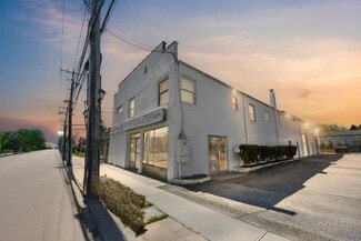 More details for 308 Larkfield Rd, East Northport, NY - Retail for Sale