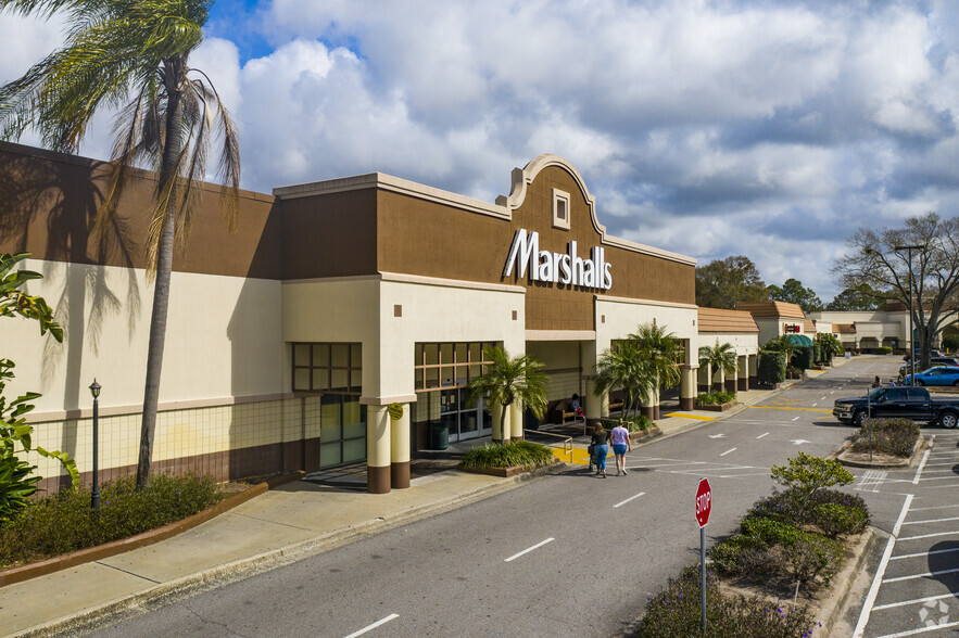 8411-8419 N Dale Mabry Hwy, Tampa, FL for lease - Building Photo - Image 1 of 41