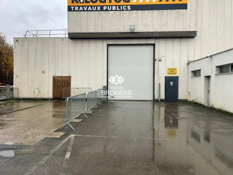 Industrial in Roissy-en-France for lease - Building Photo - Image 3 of 4