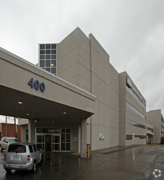 400 First Capitol Dr, Saint Charles, MO for lease - Building Photo - Image 1 of 6