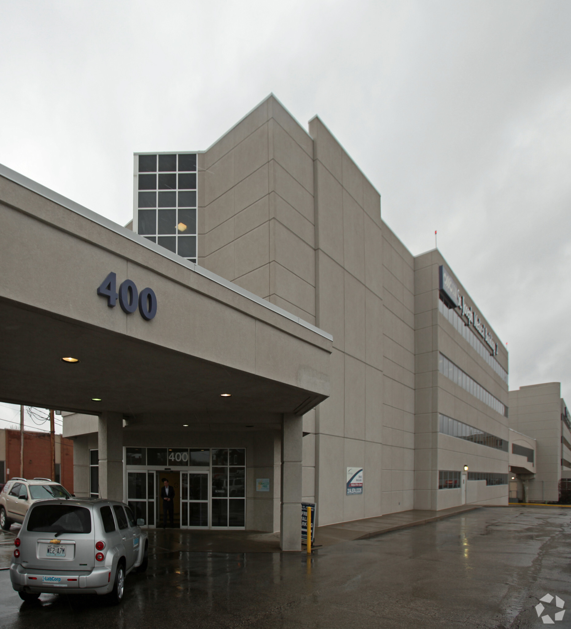 400 First Capitol Dr, Saint Charles, MO for lease Building Photo- Image 1 of 7