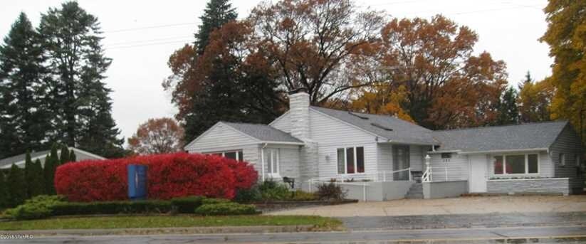 296 Seminole Rd, Norton Shores, MI for sale Primary Photo- Image 1 of 1