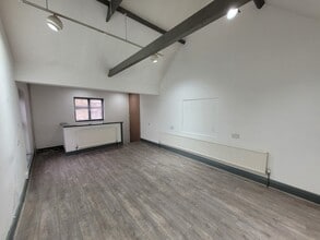 7-7B High St, Abbotsley for sale Interior Photo- Image 2 of 9