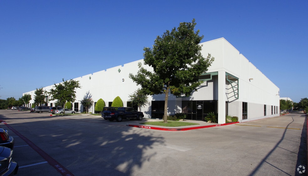 4209 S Industrial Dr, Austin, TX for lease - Primary Photo - Image 2 of 5