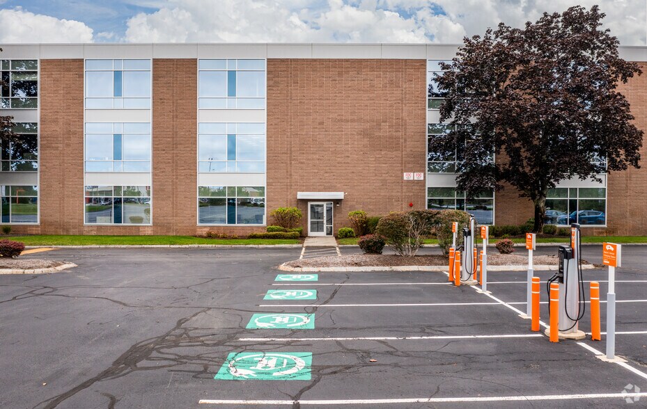 200 Ballardvale St, Wilmington, MA for lease - Building Photo - Image 1 of 1