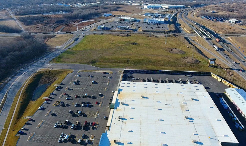 631 E Markey Pky, Belton, MO for sale - Aerial - Image 3 of 5