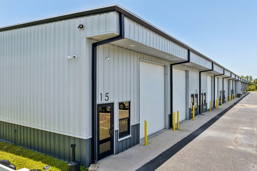 Calusa Industrial Building - Warehouse