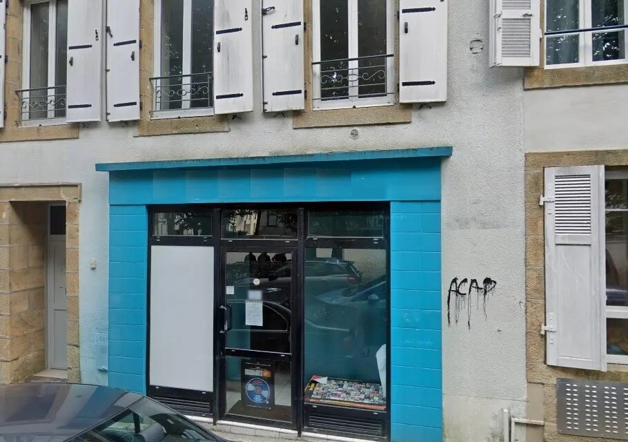 Location Commerce 57 m² - Photo 1