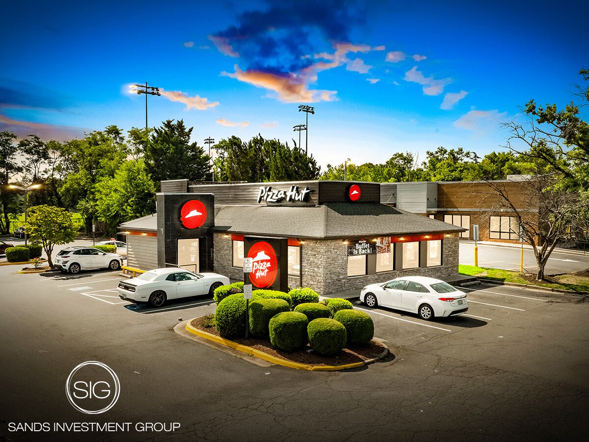 1061 Elden St, Herndon, VA for sale Building Photo- Image 1 of 1