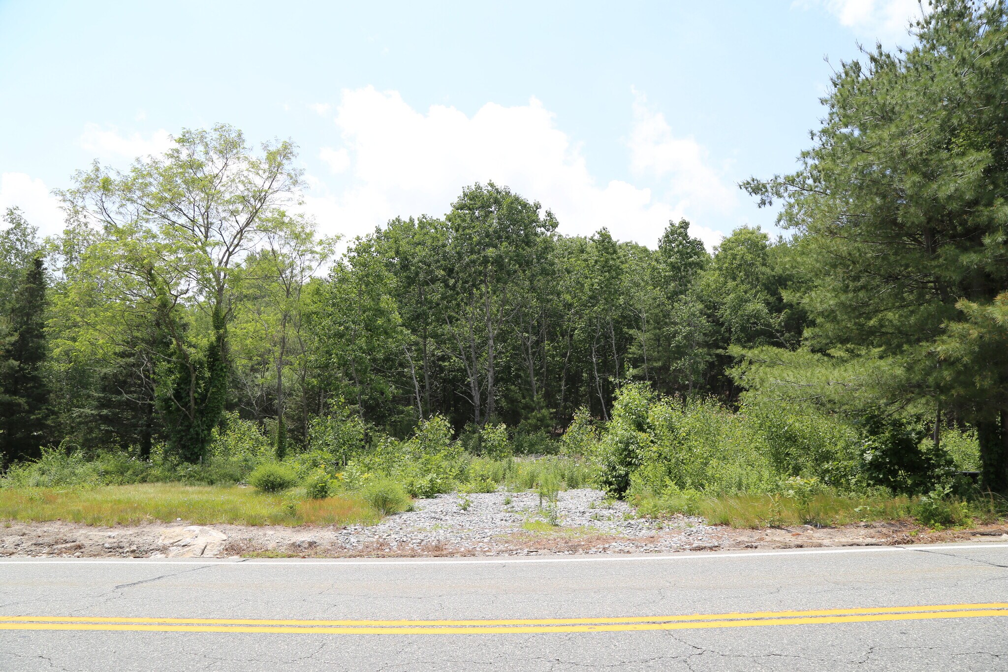 0 Old County Road, Smithfield, RI for sale Primary Photo- Image 1 of 1