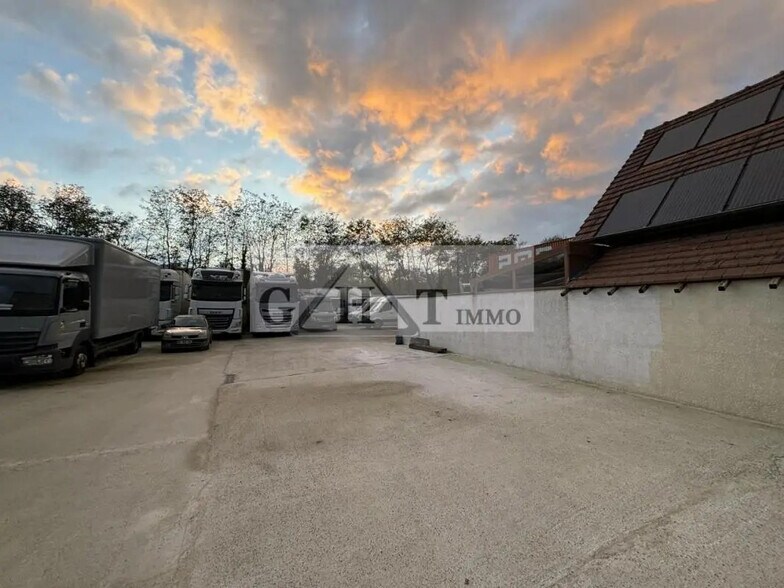 Industrial in Viry-Châtillon for sale - Building Photo - Image 3 of 5