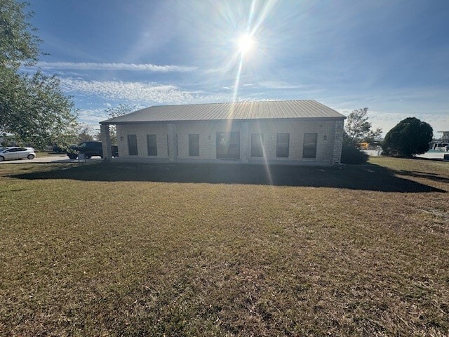 200 Bunton Creek Rd, Kyle, TX for lease Building Photo- Image 1 of 11