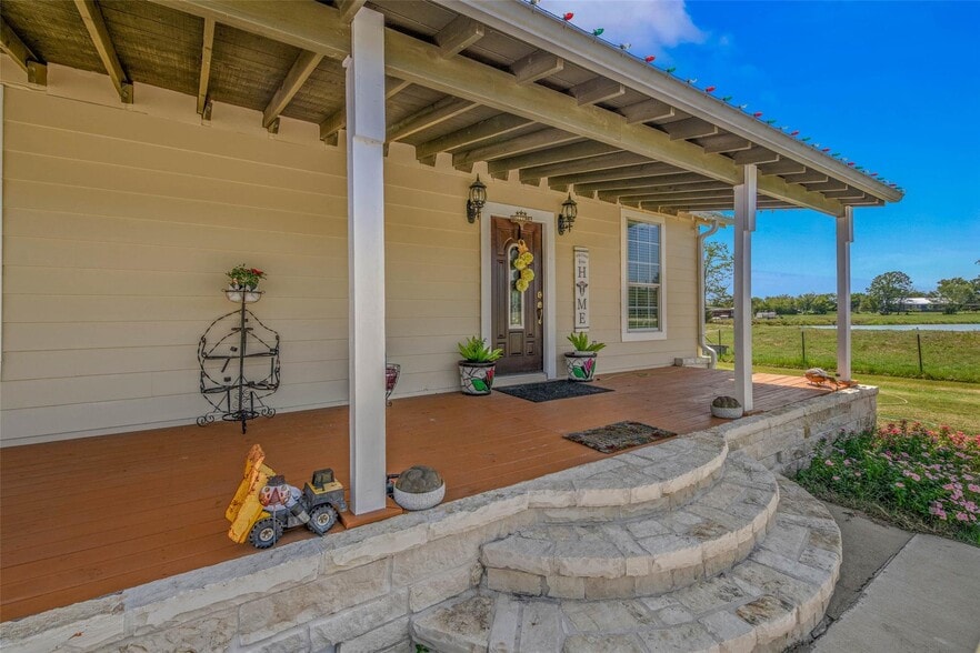 3876 Hummingbird, Bedias, TX for sale - Building Photo - Image 2 of 29