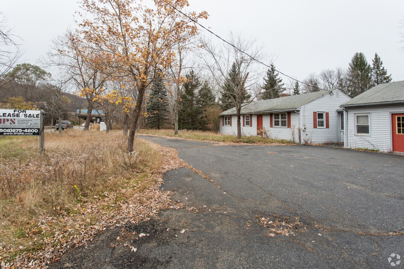 130 Worcester St, North Grafton, MA 01536 Property Record