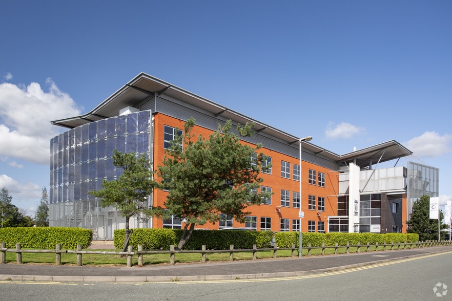 4 Barling Way, Nuneaton for sale - Building Photo - Image 1 of 1