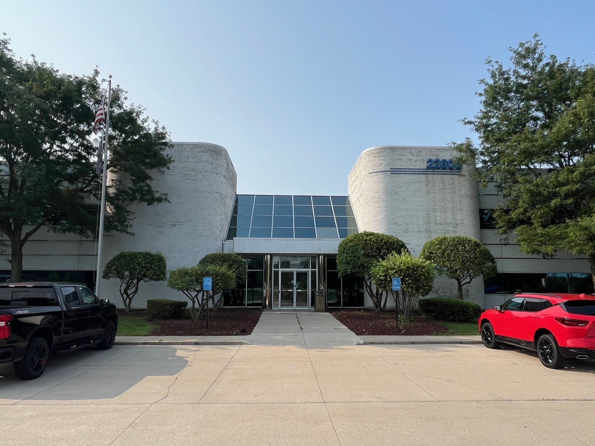 22800 Hall Rd, Clinton Township, MI for lease Building Photo- Image 1 of 7