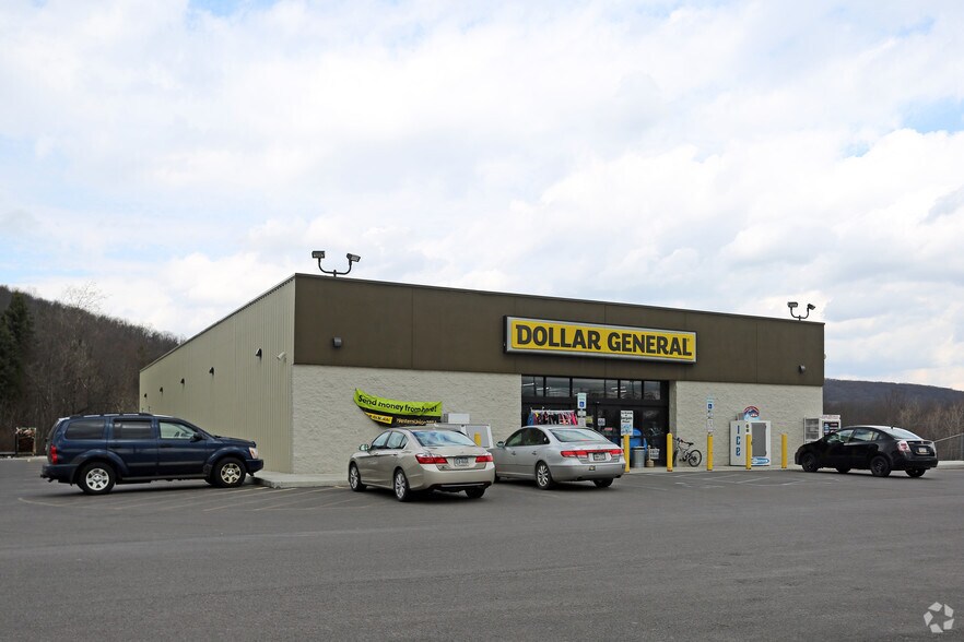 1195 Mount Cobb Rd, Mount Cobb, PA for sale - Primary Photo - Image 1 of 1