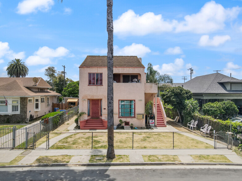 1366 W 37th Pl, Los Angeles, CA for sale - Building Photo - Image 2 of 7