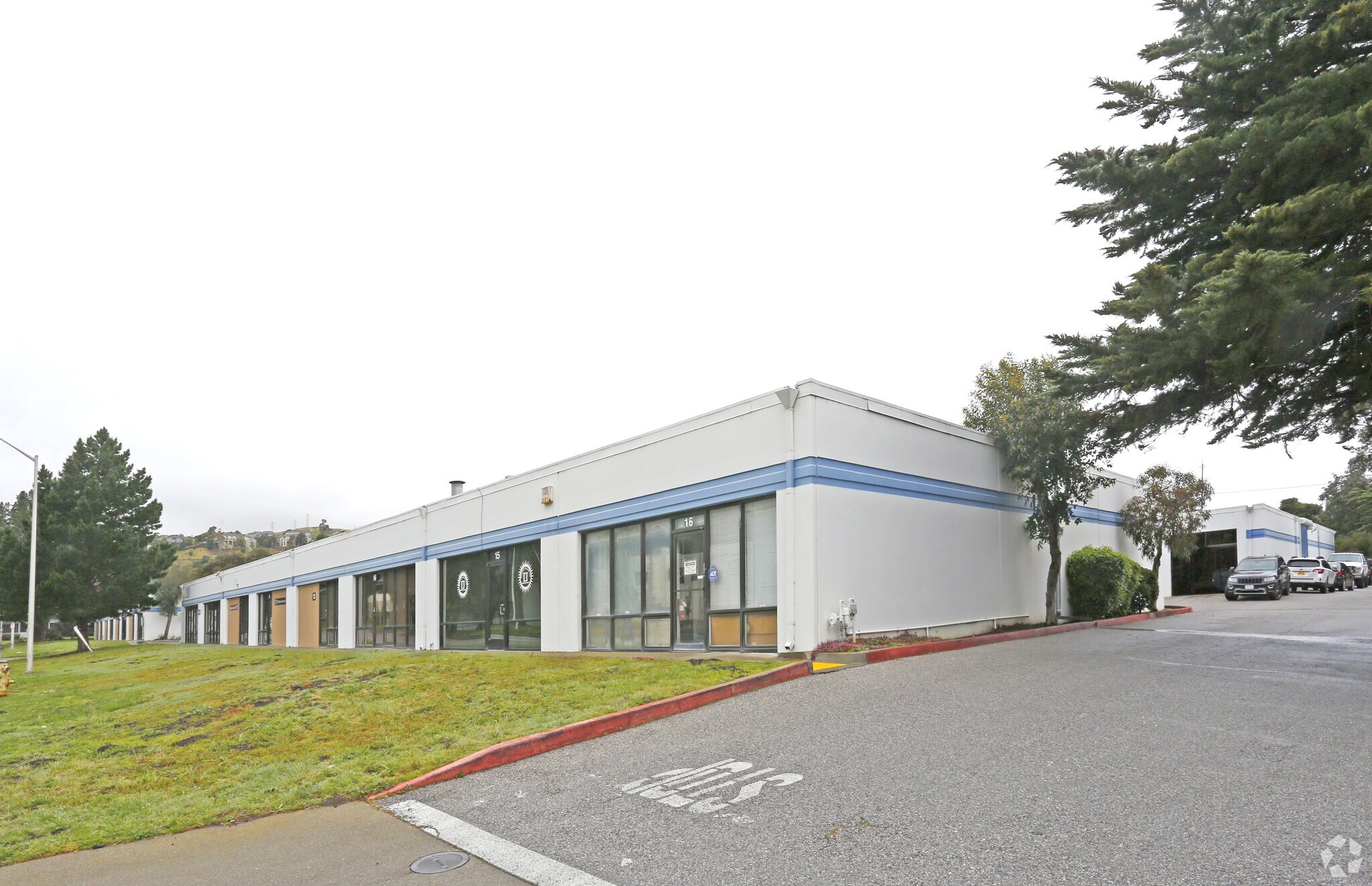 200 Valley Dr, Brisbane, CA for sale Primary Photo- Image 1 of 1