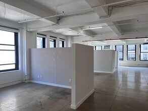 227-229 W 29th St, New York, NY for lease Interior Photo- Image 2 of 5