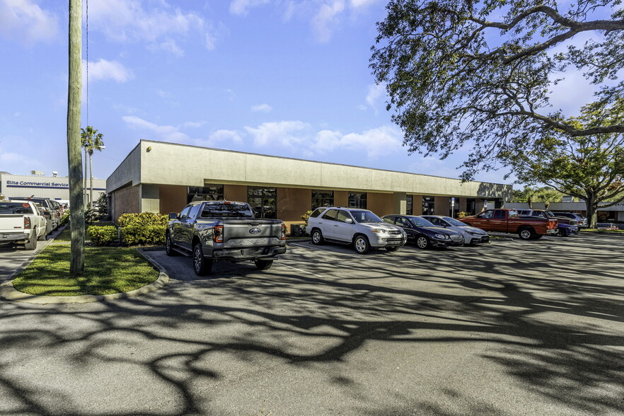 24761 US Hwy 19 N, Clearwater, FL for lease - Building Photo - Image 2 of 67