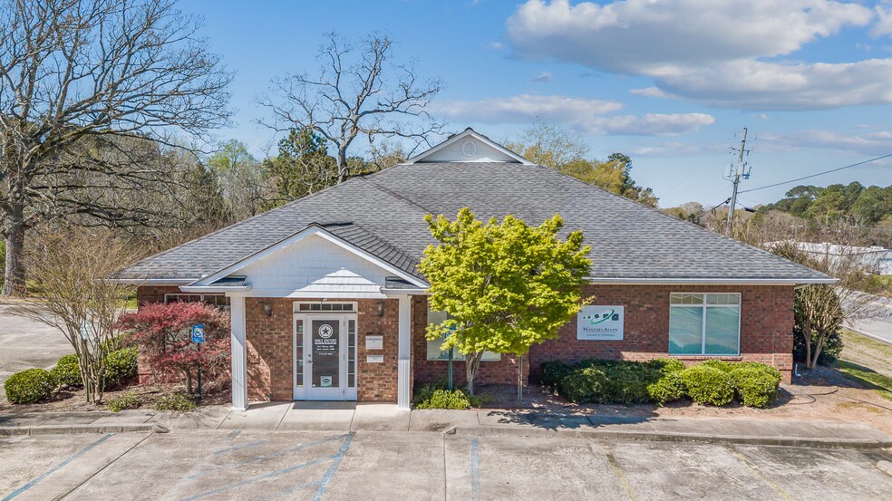 359 E Broad St, Winder, GA for sale - Building Photo - Image 1 of 1