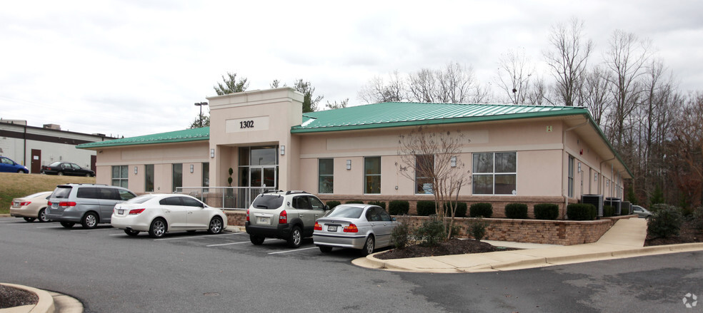 1302 Cronson Blvd, Crofton, MD for lease - Building Photo - Image 3 of 5