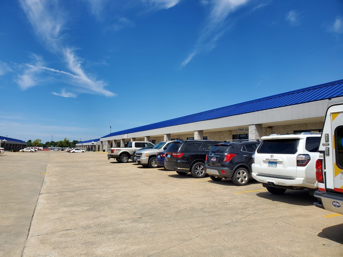 165 Outlet Ave, Eddyville, KY 42038