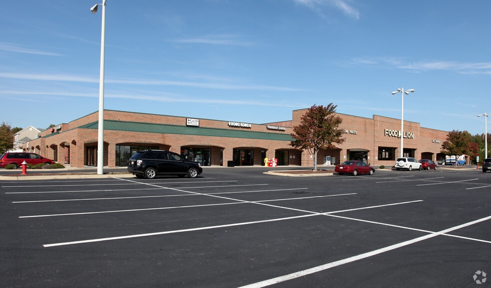 3904-3946 Bishop Rd, Rocky Mount, NC for lease - Building Photo - Image 1 of 6