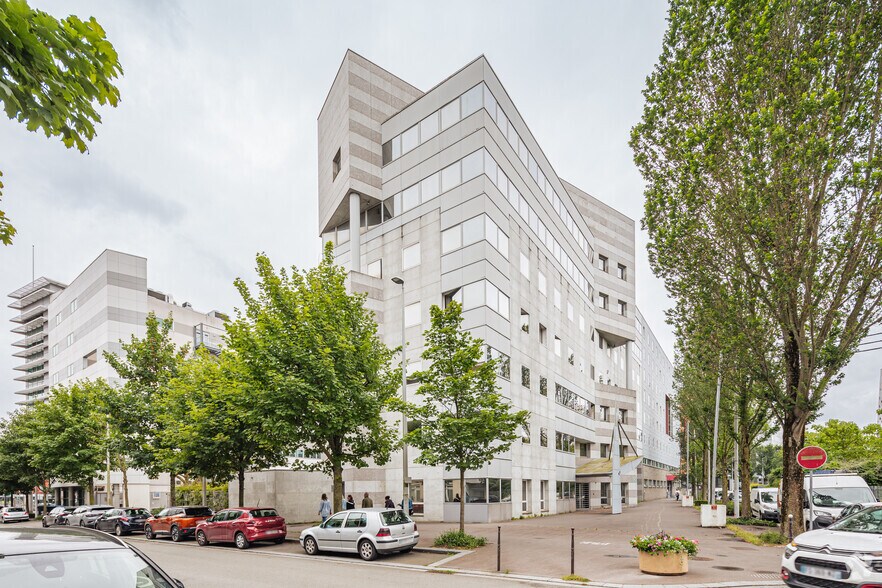 20 Allée Vauban, La Madeleine for lease - Primary Photo - Image 1 of 7