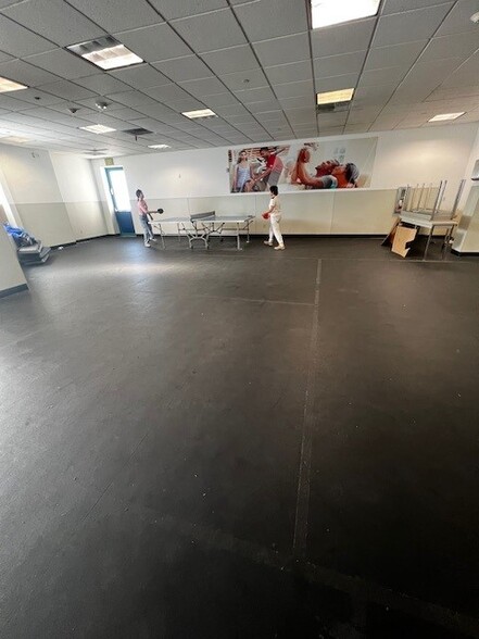 1600 S Azusa Ave, City Of Industry, CA for lease - Interior Photo - Image 2 of 8