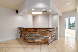 1118 S Orange Ave, Orlando, FL for lease Interior Photo- Image 2 of 12