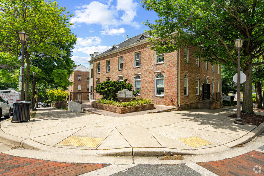 4600 N Park Ave, Chevy Chase, MD for lease - Building Photo - Image 2 of 12