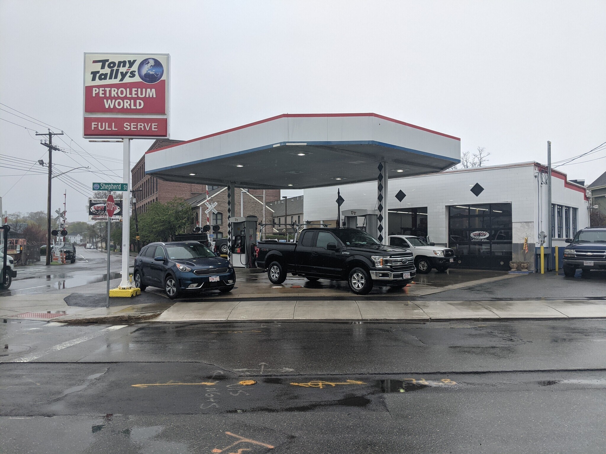 27 Maplewood Ave, Gloucester, MA for sale Building Photo- Image 1 of 1